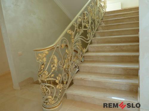 КОВАНОЕ ОГРАЖДЕНИЕ ЛЕСТНИЦЫ №110