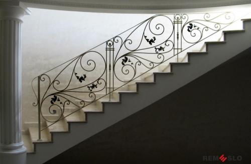 КОВАНОЕ ОГРАЖДЕНИЕ ЛЕСТНИЦЫ №13