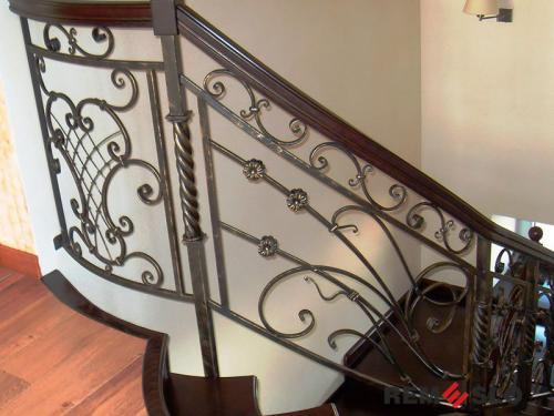 КОВАНОЕ ОГРАЖДЕНИЕ ЛЕСТНИЦЫ №134