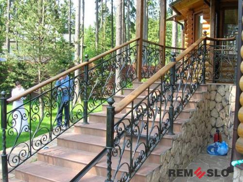 КОВАНОЕ ОГРАЖДЕНИЕ ЛЕСТНИЦЫ №135