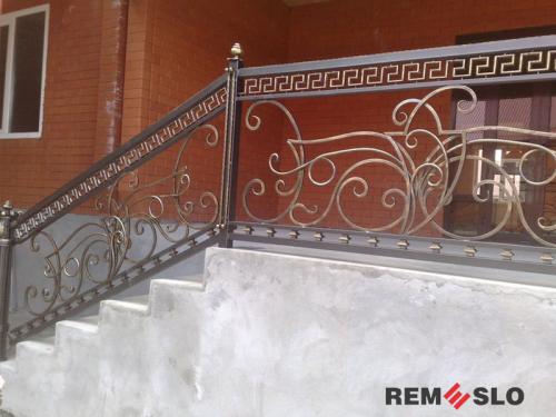 КОВАНОЕ ОГРАЖДЕНИЕ ЛЕСТНИЦЫ №137