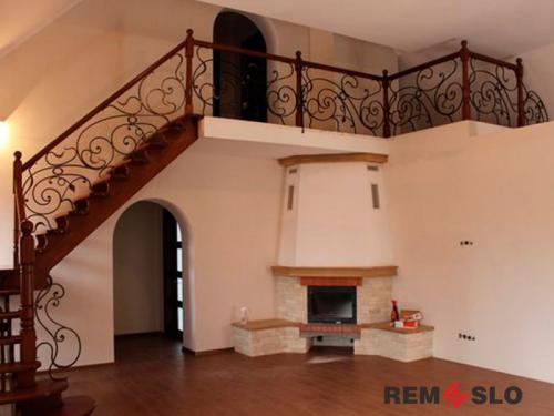 КОВАНОЕ ОГРАЖДЕНИЕ ЛЕСТНИЦЫ №140