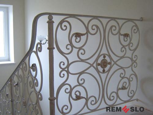 КОВАНОЕ ОГРАЖДЕНИЕ ЛЕСТНИЦЫ №149