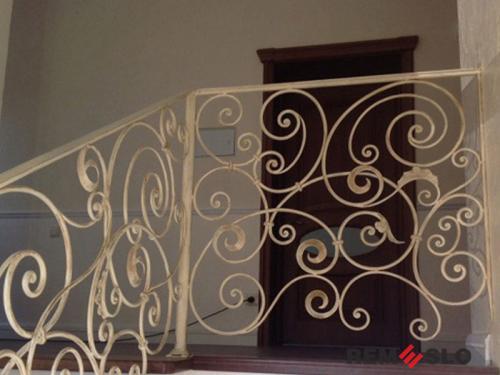 КОВАНОЕ ОГРАЖДЕНИЕ ЛЕСТНИЦЫ №151