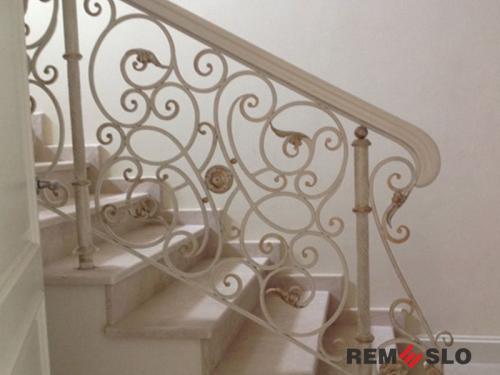 КОВАНОЕ ОГРАЖДЕНИЕ ЛЕСТНИЦЫ №154