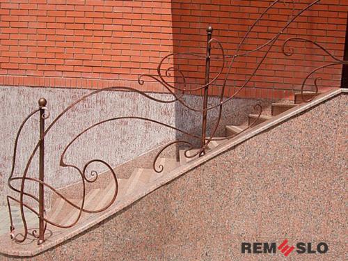 КОВАНОЕ ОГРАЖДЕНИЕ ЛЕСТНИЦЫ №179