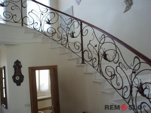 КОВАНОЕ ОГРАЖДЕНИЕ ЛЕСТНИЦЫ №2
