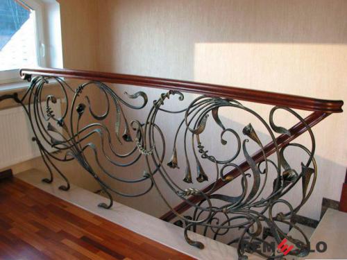 КОВАНОЕ ОГРАЖДЕНИЕ ЛЕСТНИЦЫ №212