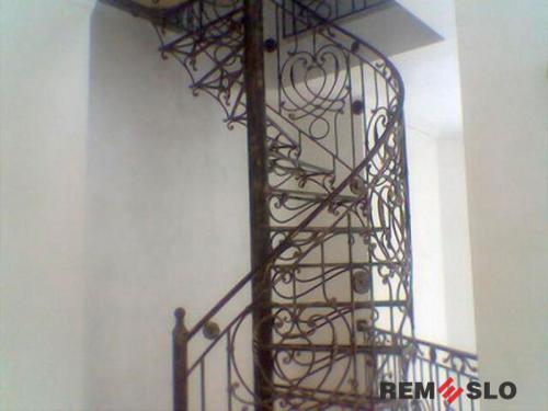 КОВАНОЕ ОГРАЖДЕНИЕ ЛЕСТНИЦЫ №213