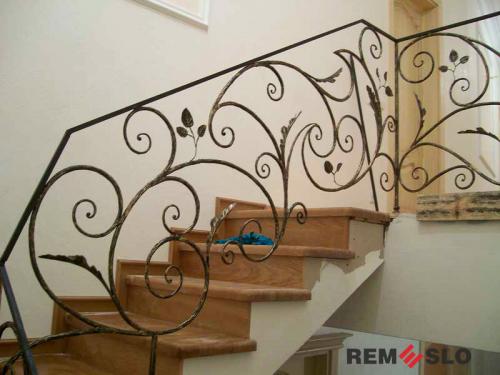 КОВАНОЕ ОГРАЖДЕНИЕ ЛЕСТНИЦЫ №22