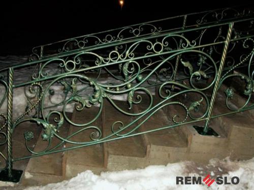 КОВАНОЕ ОГРАЖДЕНИЕ ЛЕСТНИЦЫ №220