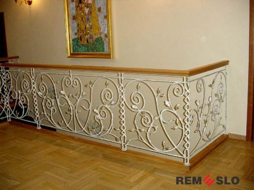 КОВАНОЕ ОГРАЖДЕНИЕ ЛЕСТНИЦЫ №223