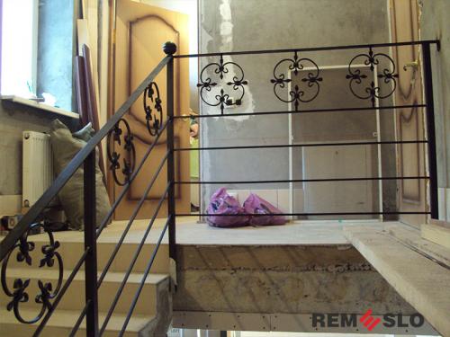 КОВАНОЕ ОГРАЖДЕНИЕ ЛЕСТНИЦЫ №225