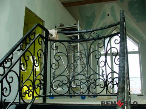 КОВАНОЕ ОГРАЖДЕНИЕ ЛЕСТНИЦЫ №235