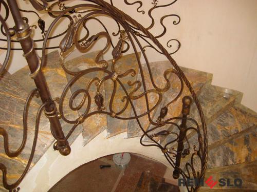 КОВАНОЕ ОГРАЖДЕНИЕ ЛЕСТНИЦЫ №35