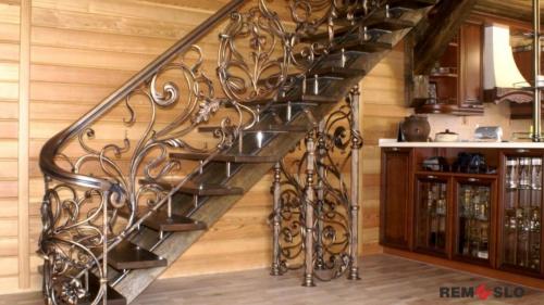 КОВАНОЕ ОГРАЖДЕНИЕ ЛЕСТНИЦЫ №4