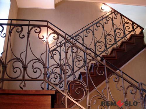 КОВАНОЕ ОГРАЖДЕНИЕ ЛЕСТНИЦЫ №61