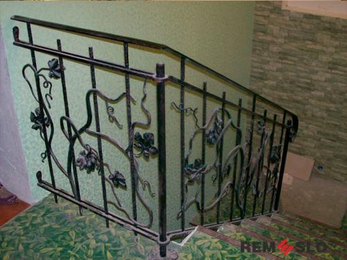 КОВАНОЕ ОГРАЖДЕНИЕ ЛЕСТНИЦЫ №64