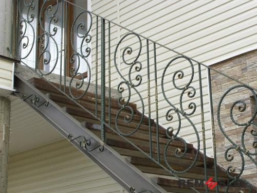 КОВАНОЕ ОГРАЖДЕНИЕ ЛЕСТНИЦЫ №76