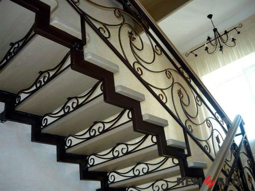 КОВАНОЕ ОГРАЖДЕНИЕ ЛЕСТНИЦЫ №77