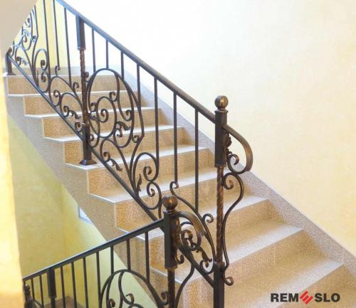КОВАНОЕ ОГРАЖДЕНИЕ ЛЕСТНИЦЫ №82