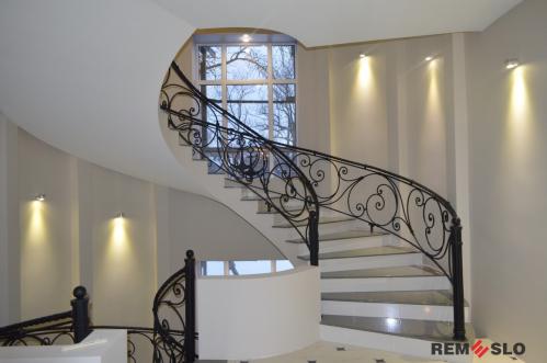 КОВАНОЕ ОГРАЖДЕНИЕ ЛЕСТНИЦЫ №9