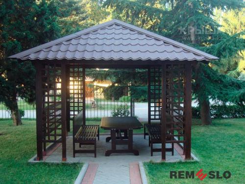 Кованая беседка №32