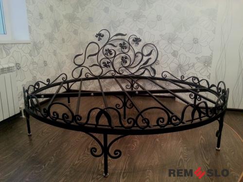 Кованая кровать №10