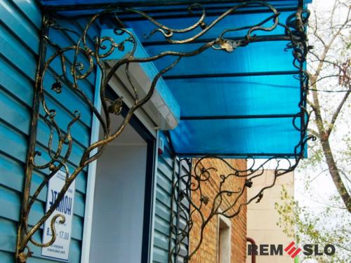 Кованый козырек №42