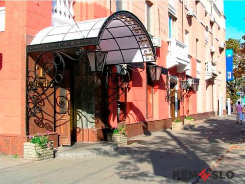 Кованый козырек №45