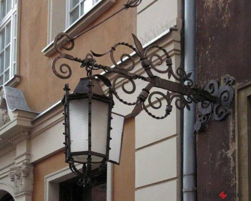 Кованый фонарь №8