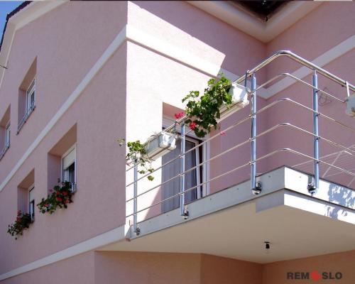 Ограждение балкона из нержавеющей стали №35
