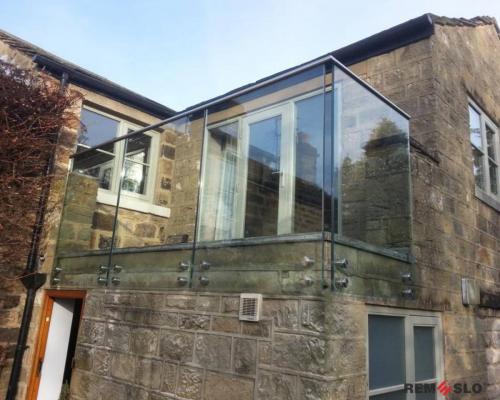 Ограждение балкона из стекла №14