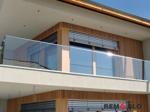 Ограждение балкона из стекла №16