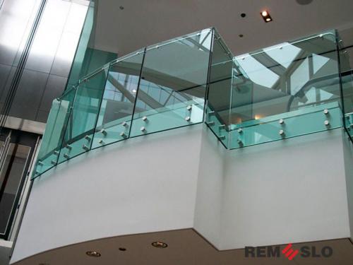 Ограждение балкона из стекла №17