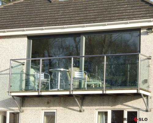 Ограждение балкона из стекла №23