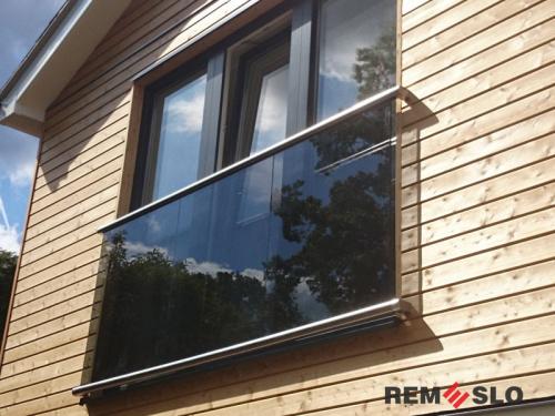 Ограждение балкона из стекла №25