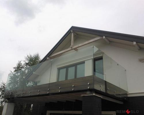 Ограждение балкона из стекла №3