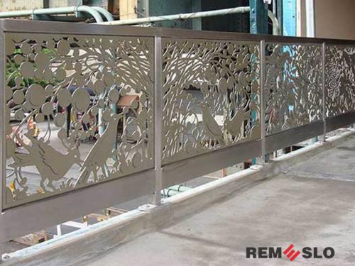 Ограждение балкона с лазерной резкой №11