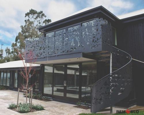 Ограждение балкона с лазерной резкой №3