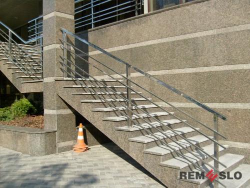Ограждения лестниц из нержавеющей стали №013