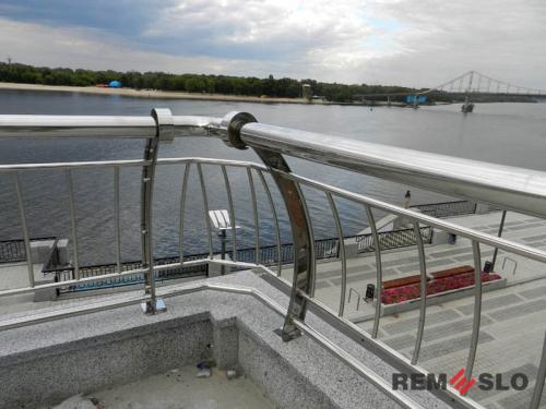 Ограждения лестниц из нержавеющей стали №065